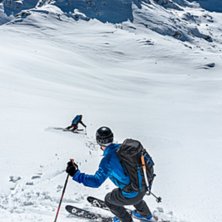 Kasper &Ouml;sterdahl och Erik Arnemo Beger sig ned&aring;t. Photo: Axel Adolfsson.