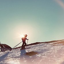 V&aring;rtopptur I solen med familjens nyaste medlem i .