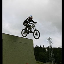 jag k&ouml;r boxen i &aring;re. Photo: patrik durfors. Rider: pierre holm.