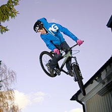 Dippad trea. Photo: Simon Berggren. Rider: John L&aring;ngstr&ouml;m.