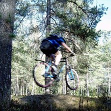 Fan vad kul det &auml;r och cykla!!. Photo: Johan Vall. Rider: Jens H&auml;ggstr&ouml;m.