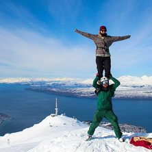 Nicole Lejdeby foto - Building a tower in Narvik.