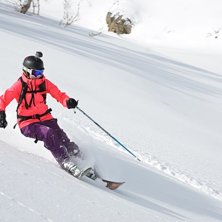 Backcountry &aring;kning i Indien Gulmarg. Det var en v. Photo: Mats Vestin. Rider: Felicia Vestin.