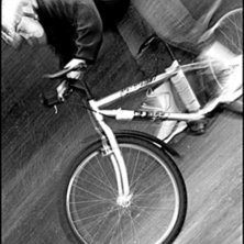 Erik Rockberg, 8 &aring;r, i full fart nedf&ouml;r sluttnin. Photo: Ola Rockberg. Rider: Erik Rockberg.