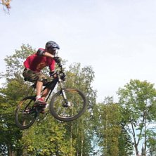flying !. Photo: Pelle Bergstr&ouml;m. Rider: Andreas Bj&ouml;rnberg.