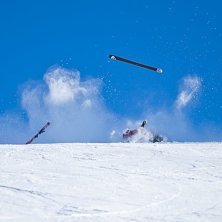 Bindningen var defekt och l&ouml;ste ut i ca 90km/h. I. Photo: Peter Igelhammar. Rider: Ludvig Adlercreutz.