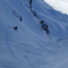 Variante 20b in the book &amp;quot;Freeride Guide . Photo: Roger Fischer. Rider: Martin Strahm.