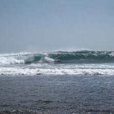 Low tide och hyffsad size.. Photo: Christer Larsson. Rider: Diego Bierman.