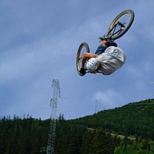 En flipp grejja... Photo: No name. Rider: Johan Lilja.
