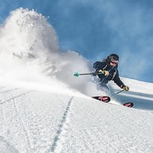 Linn Cecilie M&aelig;hlum f&aring;ngad mer eller mindre mitt. Photo: Axel Adolfsson. Rider: Linn Cecilie M&aelig;hlum.