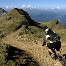 Photo: www.martinsoderqvist.com. Rider: Daniel Skarin.