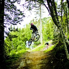 nicklasholmberg.se. Photo: Nicklas Holmberg. Rider: Ja vem kan du vara!.