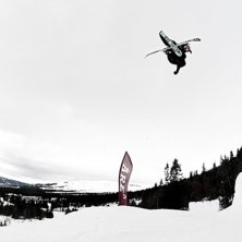 Sista dagen i parken p&aring; s&auml;songen s&aring; sl&auml;ppte &auml;. Photo: Max Neurisser. Rider: Jeppenator.
