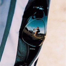 Fick bilden n&auml;r jag skulle l&auml;gga ner brillorna i. Photo: Jonas Coll&eacute;n. Rider: Peter Winbo.