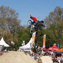 tucknohand in vienna... Photo: fabian brugger. Rider: Jimmy Fors.