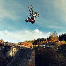 Jocke flippar.. Photo: Joel Ericsson. Rider: jocke wahlgren.