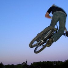 vi var ute och fotade en fin tisdags kv&auml;ll. Photo: niclas olsson. Rider: johan lantz.