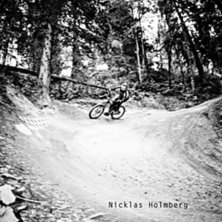 nicklasholmberg.se. Photo: Nicklas Holmberg. Rider: Ja vem kan du vara!.