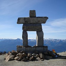 P&aring; toppen av Whistler mtn. The natives h&aring;ller ko. Photo: Sofi Johansson.