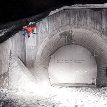 H&aring;rig bombdrop to wallride.. Photo: Marcus R&ouml;nne. Rider: Martin Ljungberg.