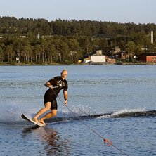 Sista &amp;quot;surfdagen&amp;quot; f&ouml;r s&auml;songen. Photo: Sven Grauman. Rider: Robert Ivonen.
