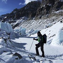 Photo: Fredrik Schenholm. Rider: 25 april. Tomas i glaciarshav..