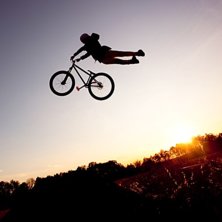 Jacke pungar ut en pro model cancan.. Photo: Simon Berggren. Rider: Jacob Ragnarsson.