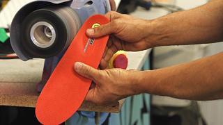 The Ski Boot School Episode 4: Custom sole The Ski Boot School Episode 4: Custom sole